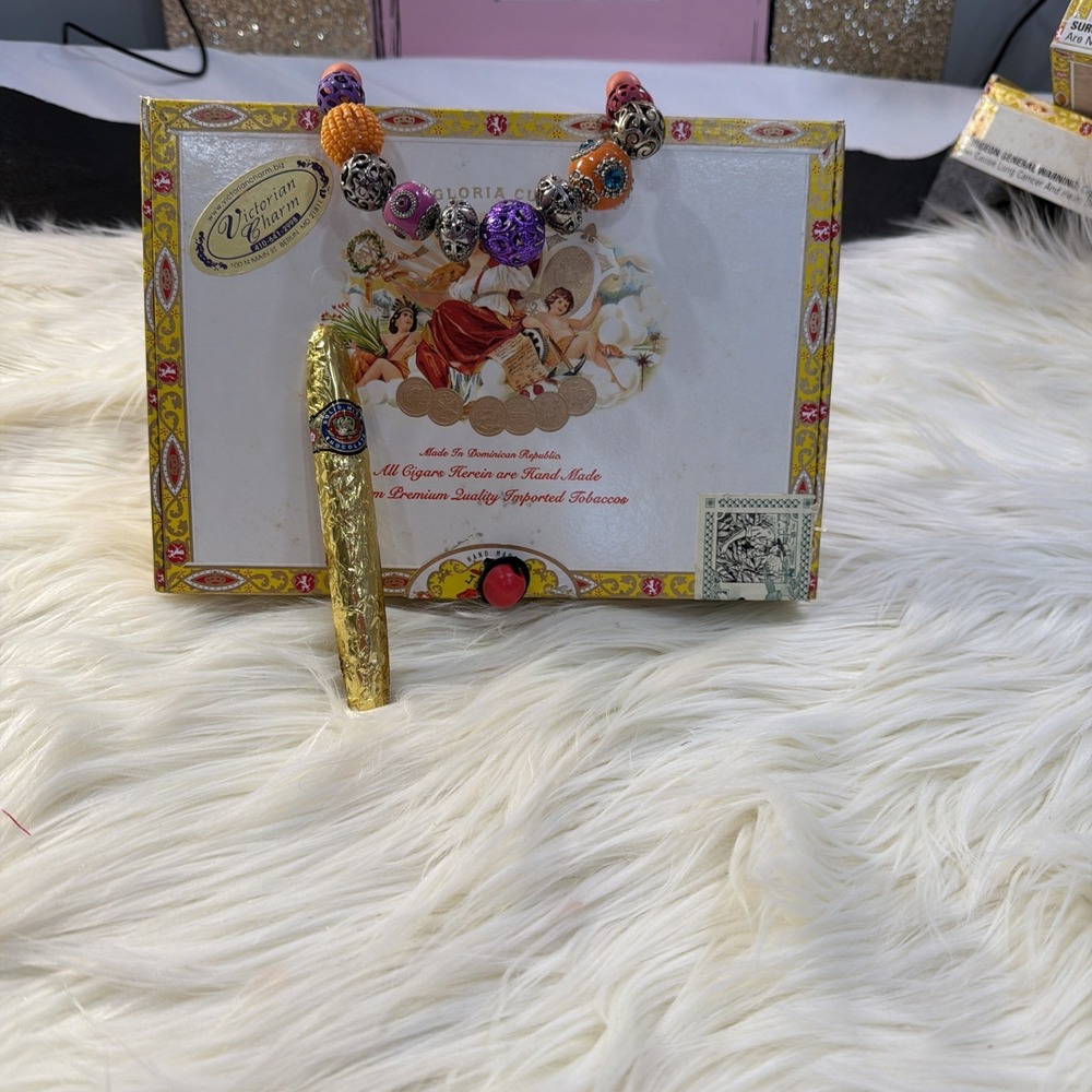Hand-made Purses From upcycled Cigar Boxes Super Cool Beaded Handle 1/kind Gift
